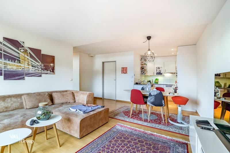 Semi-Detached House with Added Value: Living, Living & Renting under one Roof (10)