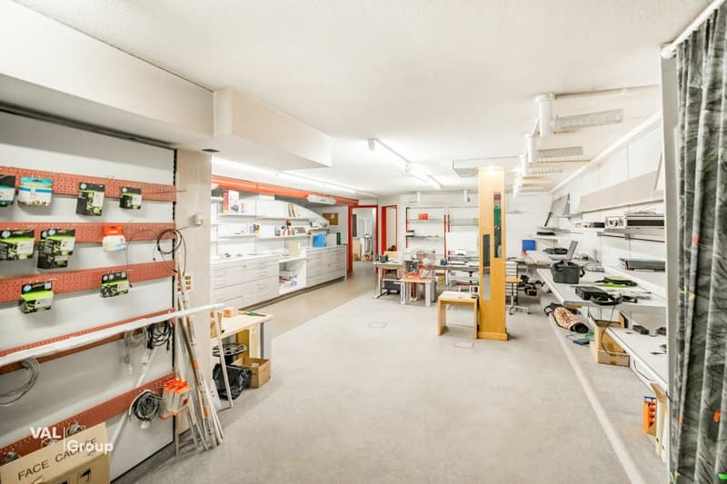 Attractive ground floor and basement property in a prime central location in Visp (3)