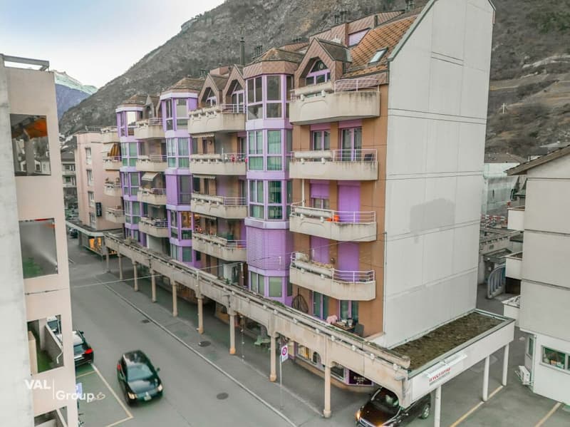 Attractive ground floor and basement property in a prime central location in Visp (10)