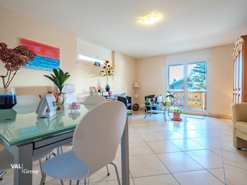 Résidence de 3 généreux logements (8)