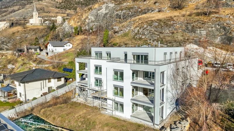 Bald bezugsbereit: Moderne Traumwohnung an schöner Lage (2)