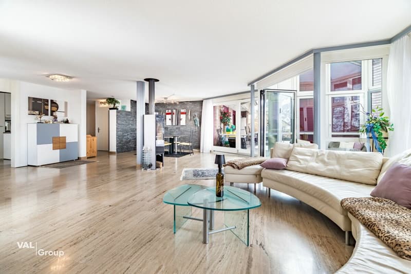 Exklusive 5.5-Zimmer-Terrassenwohnung mit Lift direkt in die Wohnung - privilegierte Aussichtslage in Visp (6)