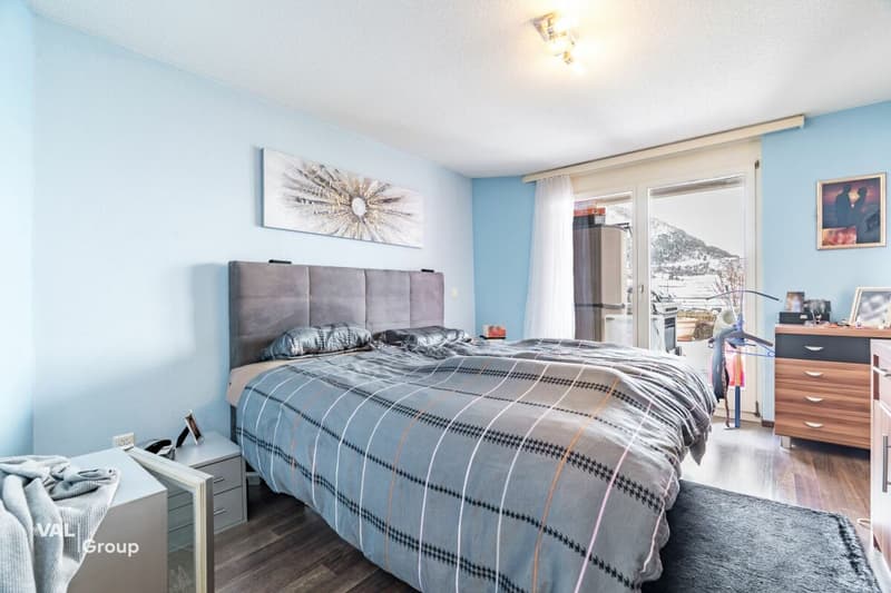 Exklusive 5.5-Zimmer-Terrassenwohnung mit Lift direkt in die Wohnung - privilegierte Aussichtslage in Visp (7)