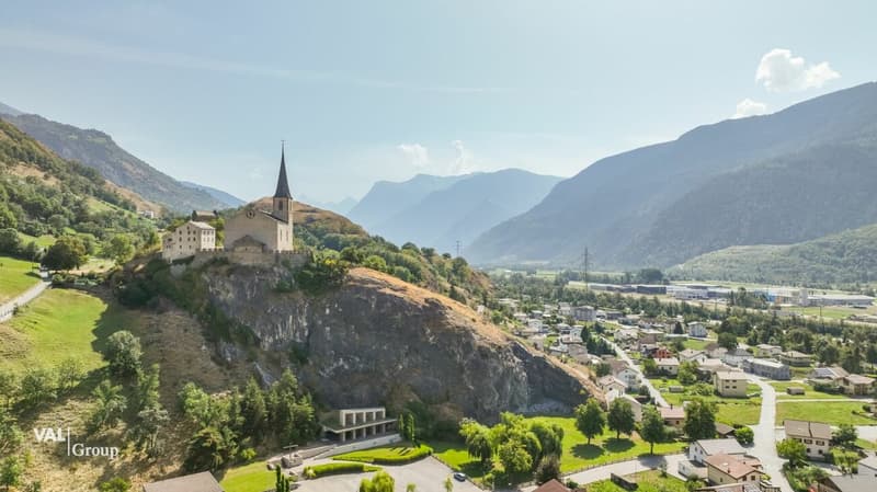 Commercial premises with charm and potential in the center of Raron (13)
