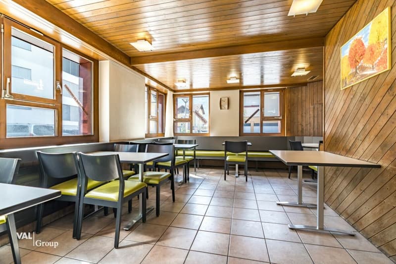 Commercial premises with charm and potential in the center of Raron (4)