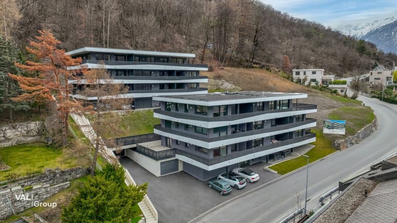 Einzigartige 4.5-Zimmer-Attikawohnung in Visp - modernes Wohnen mit bester Aussicht (1)