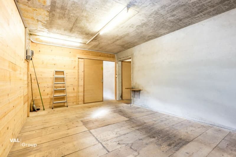 Local commercial à rénover avec potentiel création de logements (9)