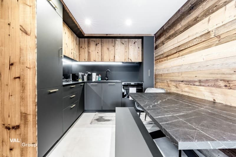 Appartement moderne avec ambiance alpine (3)
