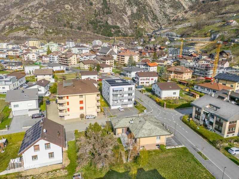 Appartamento nuovo di 3,5 locali luminoso con balcone - Vivere a Steg (11)