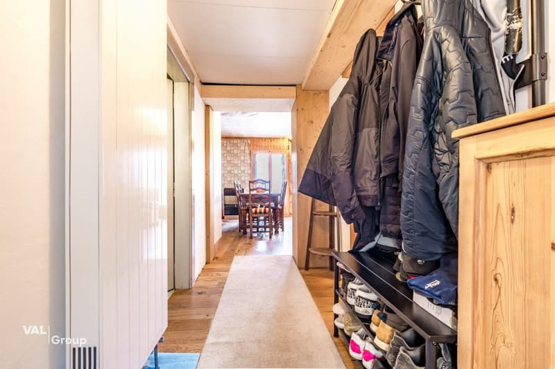 Appartement ensoleillé avec balcon et vue sur les Alpes (4)