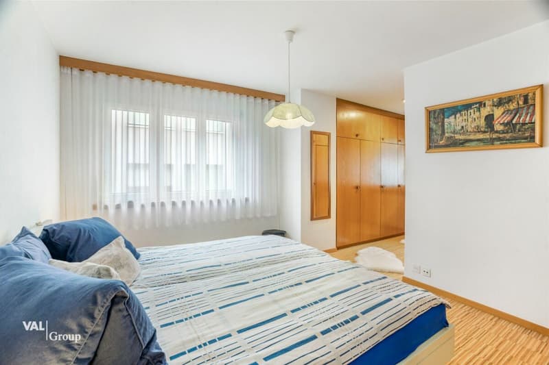 Exklusives Wohnerlebnis: Stilvolles Einfamilienhaus in erstklassiger Lage (8)