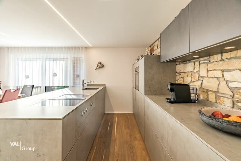 Exklusives Wohnerlebnis: Stilvolles Einfamilienhaus in erstklassiger Lage (4)