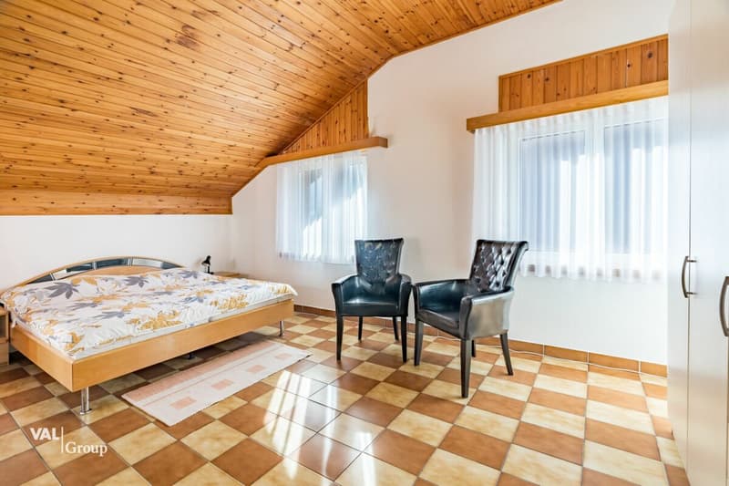 Exklusives Wohnerlebnis: Stilvolles Einfamilienhaus in erstklassiger Lage (13)