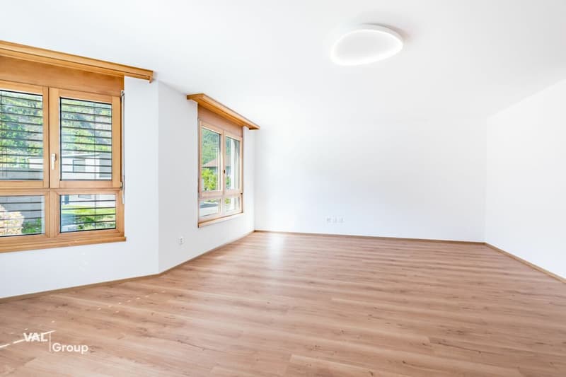 Stilvoll renovierte 4.5-Zimmerwohnung an ruhiger Lage in Raron (5)