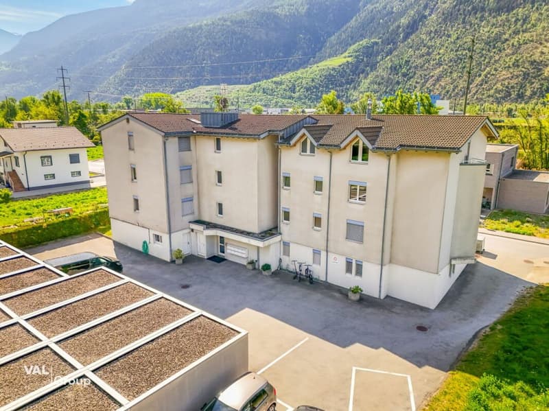 Stilvoll renovierte 4.5-Zimmerwohnung an ruhiger Lage in Raron (15)
