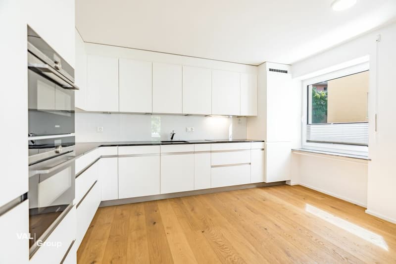 Exklusive 5.5-Zimmerwohnung mit Einfamilienhaus-Charakter - Toplage (5)