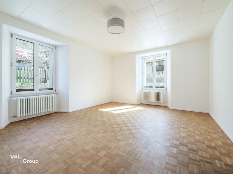 Renovierte 4.5-Zimmer-Altbauwohnung mit Charme und schönem Garten (5)