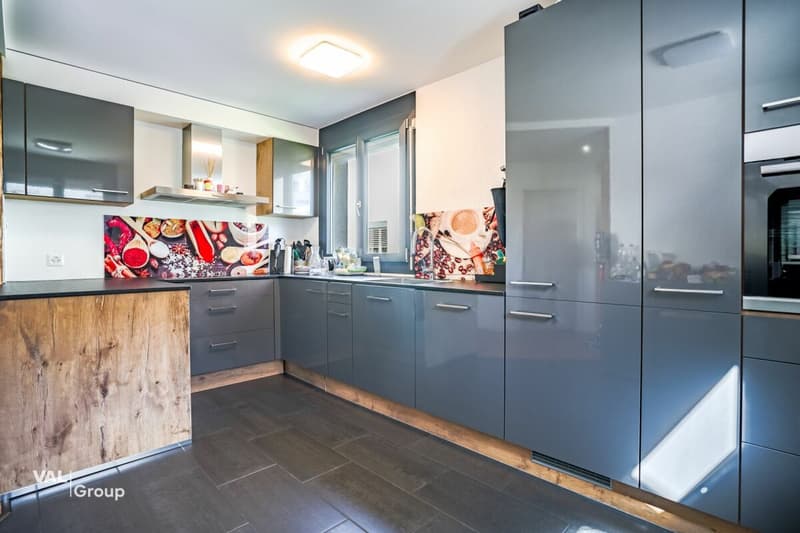 Exklusives 6.5-Zimmer-Reihen Einfamilienhaus in Amriswil (4)