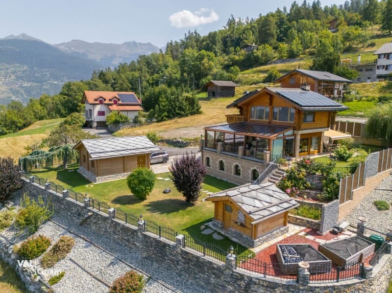Chalet au panorama exceptionnel sublimé par l'amour et la passion (1)
