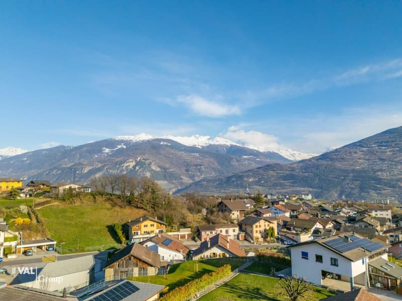 Spacieux appartement 3,5 pièces avec balcon - Un cadre paisible avec une belle vue (8)