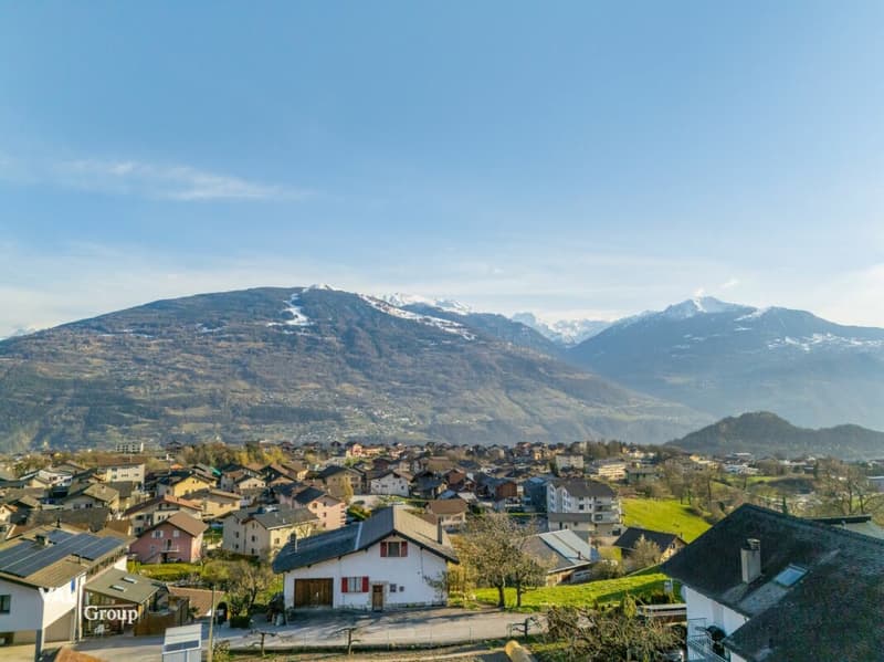 Spacieux appartement 3,5 pièces avec balcon - Un cadre paisible avec une belle vue (10)