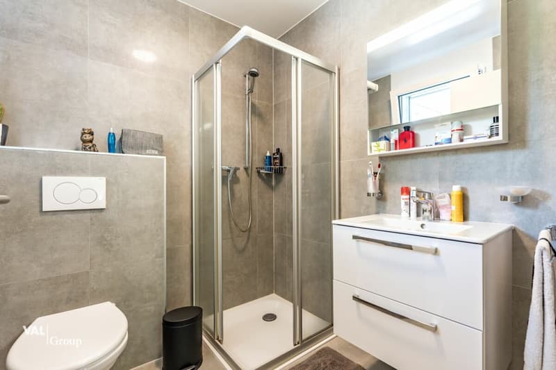 Magnifique duplex 4.5 pièces avec jardin, terrasses et place de parc souterraine incluse (7)