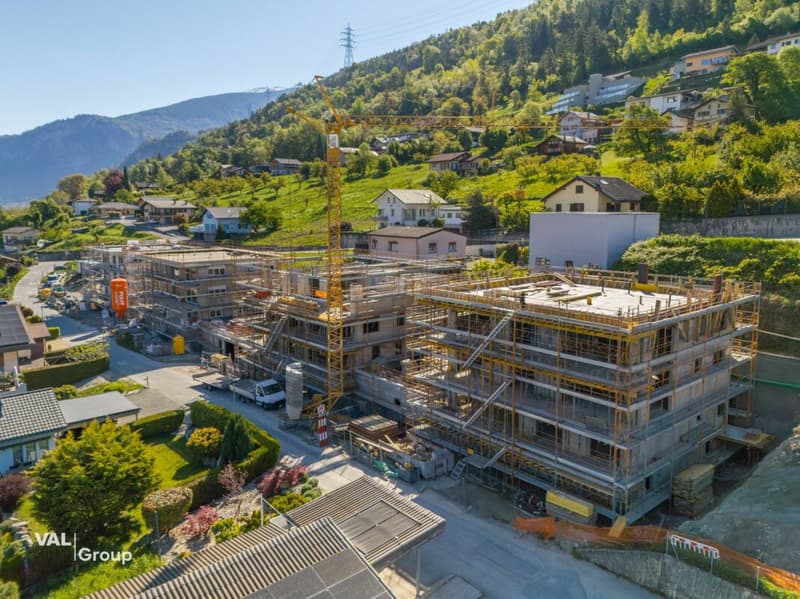 Appartement moderne avec balcon généreux (2)
