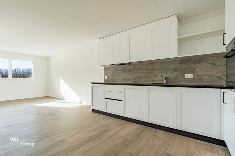 Élégant 3.5 pièces neuf, alliant confort et luminosité avec terrasse et jardin privatif (3)