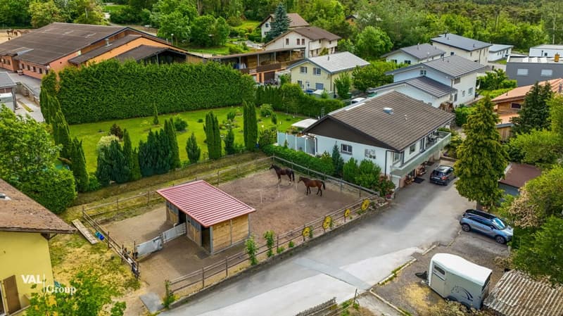 Ein Zuhause zum Wohlfühlen - mit Bauparzelle, Wintergarten und sonnigem Aussensitzplatz (21)