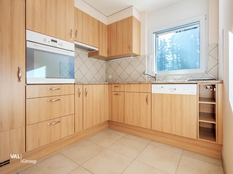 Résidence de 3 généreux logements (12)