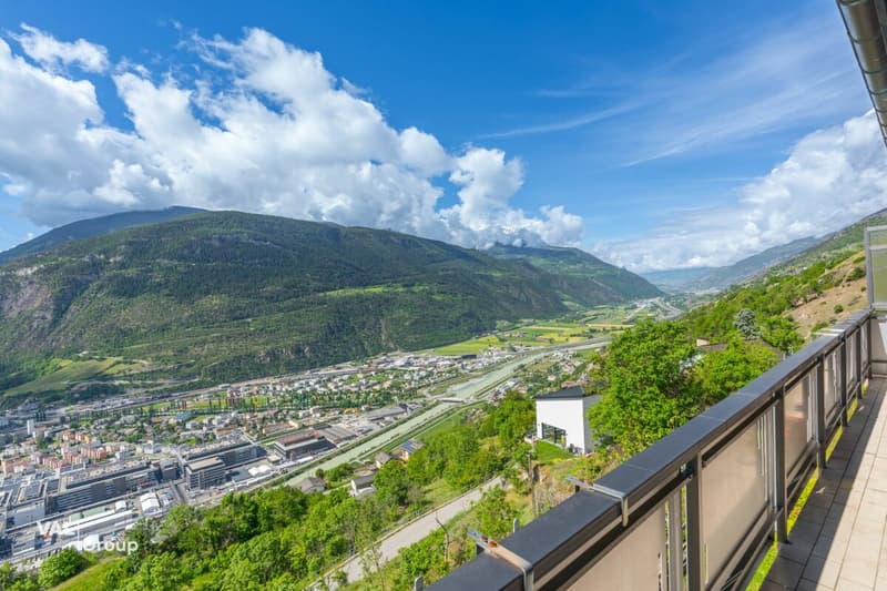 Exklusive 4.5-Zimmer-Mietwohnung in Eggerberg - mit atemberaubendem Panoramablick (11)