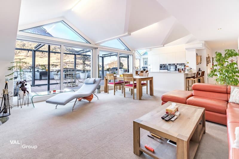 Exklusive 4,5-Zimmer-Attikawohnung mit Lift direkt in die Wohnung und grosser Panoramaterrasse in Visp (6)