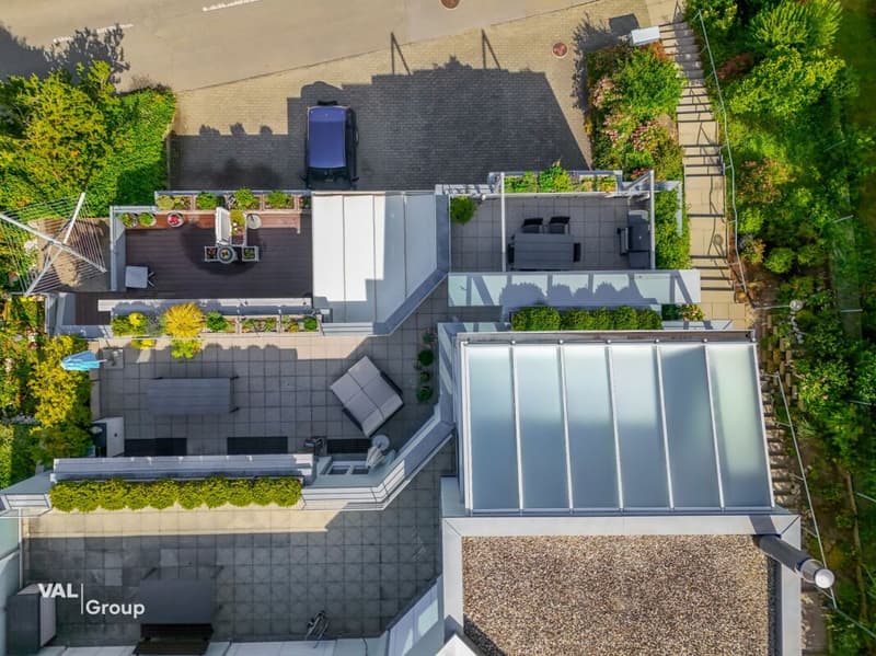 Exklusives Wohnen mit grosser Terrasse, Aussicht und Ruhe (22)