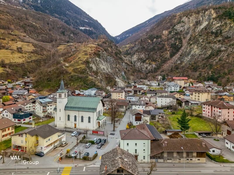 Stilvoll renoviert mit viel Platz und Charme (17)