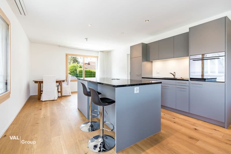 Modernes Wohnen mit Weitblick in Wimmis, vereint Ruhe, Komfort und Aussicht (3)