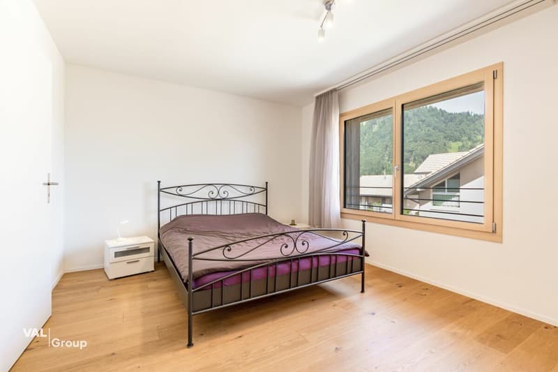Modernes Wohnen mit Weitblick in Wimmis, vereint Ruhe, Komfort und Aussicht (4)