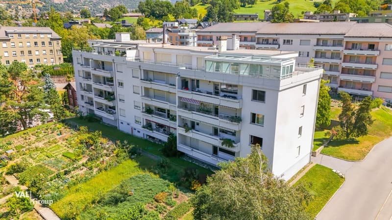 Lichtdurchflutete Wohnung mit Talsicht in familienfreundlichem Quartier (1)