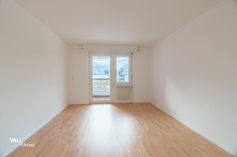 Lichtdurchflutete Wohnung mit Talsicht in familienfreundlichem Quartier (10)