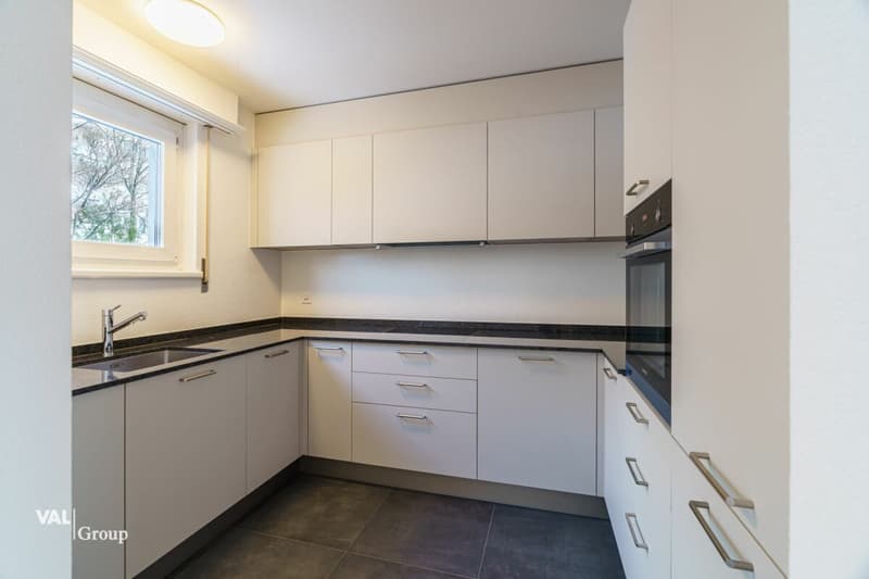Lichtdurchflutete Wohnung mit Talsicht in familienfreundlichem Quartier (6)