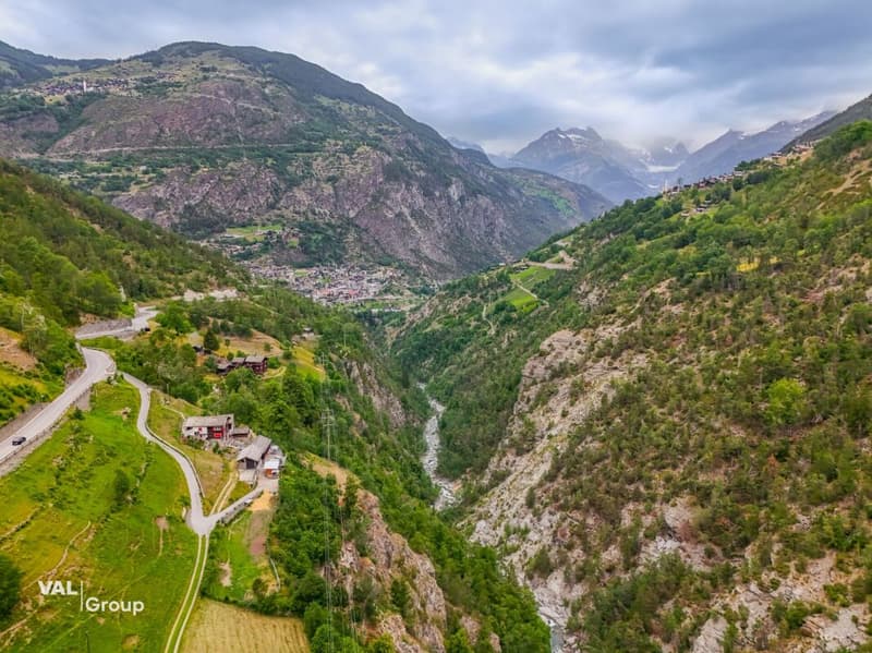 Charmantes Bergdomizil mit vielseitigen Möglichkeiten (13)