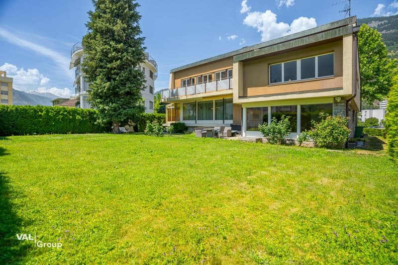 Seltene Gelegenheit: viel Raum, grosser Garten, zentrale Lage mit Gewerbeoption (5)