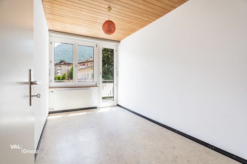 Seltene Gelegenheit: viel Raum, grosser Garten, zentrale Lage mit Gewerbeoption (24)