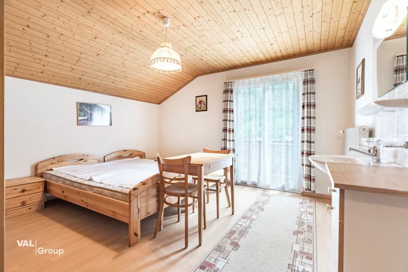 Interessantes Haus mit vielen Zimmern und flexibler Nutzung (13)