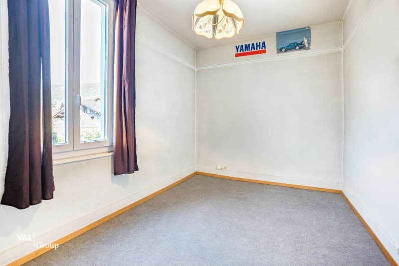 Appartement 4,5 pces, avec atelier dépôt de 64 m2, à rénover (6)