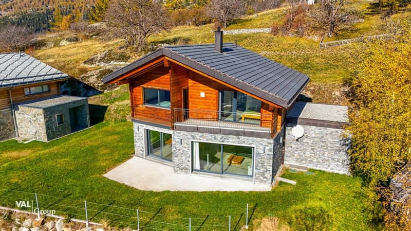 Exklusives, möbiliertes Haus mit Alpenpanorama zur Ganzjahresmiete (2)