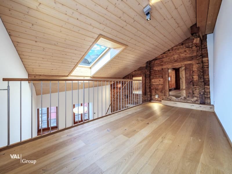 Kernsaniertes Walliserhaus im alten Dorfkern von Leuk (8)