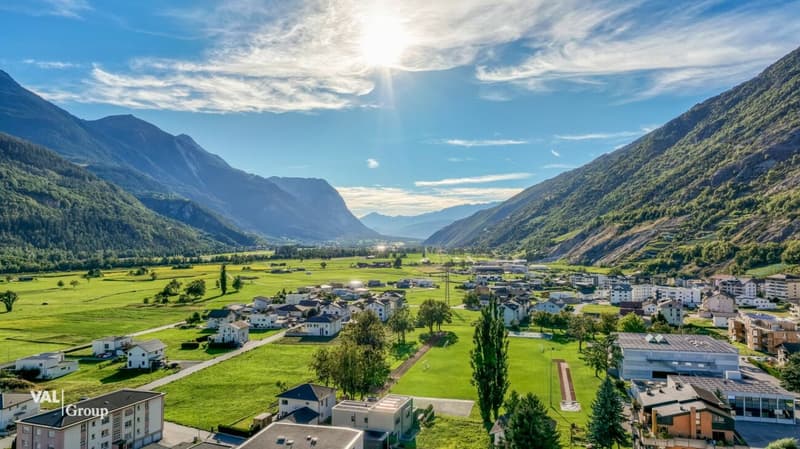 Sonnige 4.5-Zimmer-Wohnung mit zwei Garagen an ruhiger Lage in Steg (15)