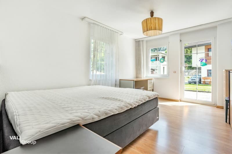 Gepflegtes Familienhaus mit Bergsicht und Wintergarten (8)