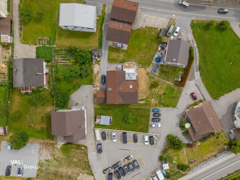 Gepflegtes Familienhaus mit Bergsicht und Wintergarten (21)