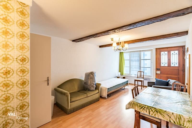 Historisches Flair und moderner Komfort in einem einzigartigen Zweifamilienhaus (8)